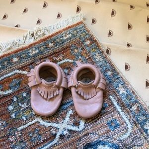 • FRESHLY PICKED• size 2 Moccasins